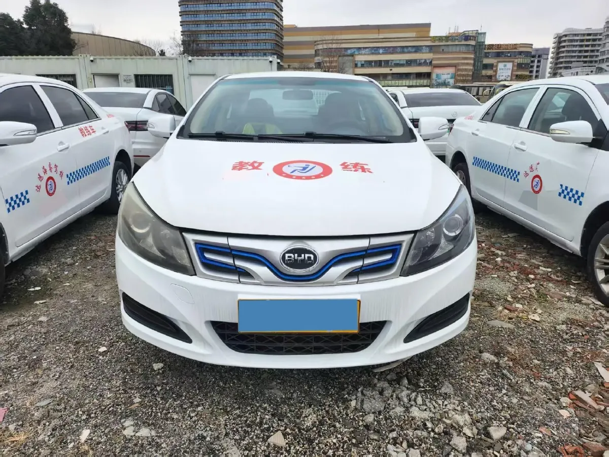 2018 BYD e5 BEV 60.48KWH,autocango,china used car exporter,china ev exporter,chinese used car exporter,chinese used ev exporter