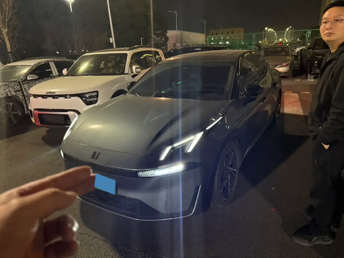 2024 LYNK&CO 01 2.0T 254HP L4 8AT