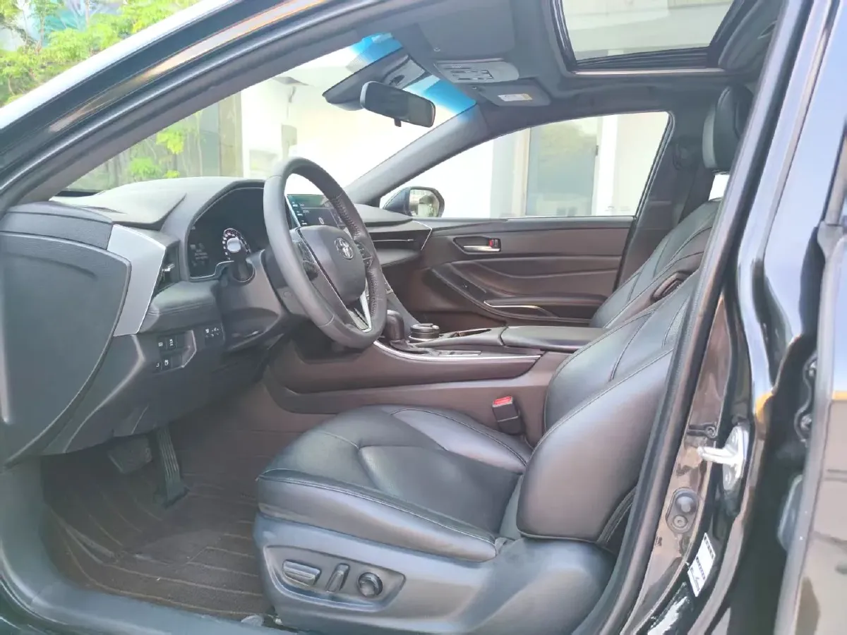 2019 Toyota Avalon 2.5L 209HP L4 8AT,autocango,china used car exporter,china ev exporter,chinese used car exporter,chinese used ev exporter