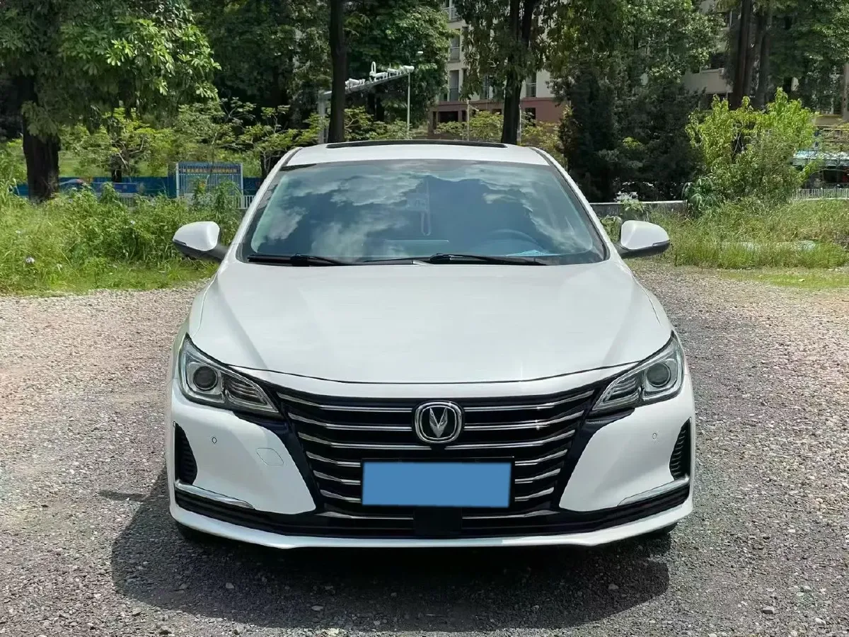 2020 ChangAn Raeton CC 1.5T 156HP L4 6AT,autocango,china used car exporter,china ev exporter,chinese used car exporter,chinese used ev exporter