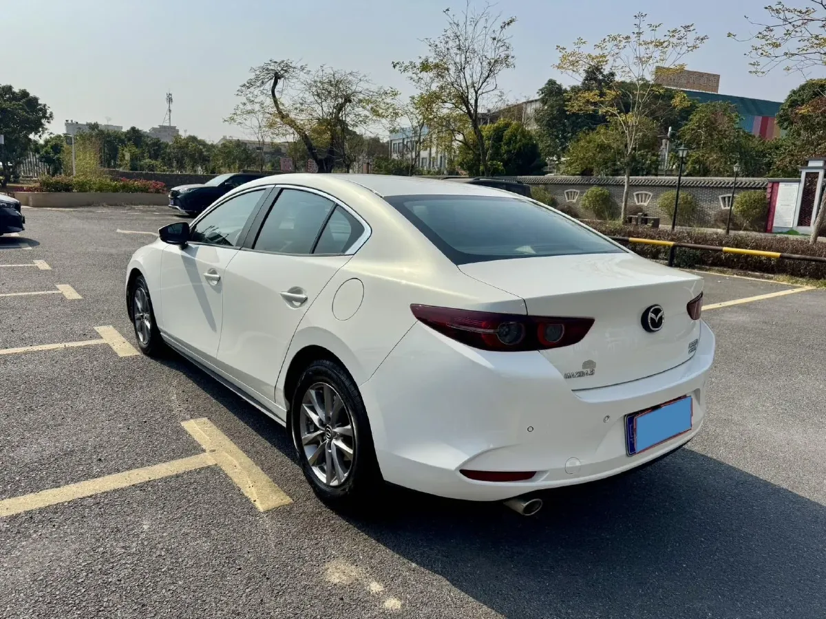 2020 Mazda 3 Axela 1.5L 117HP L4 6AT,autocango,china used car exporter,china ev exporter,chinese used car exporter,chinese used ev exporter