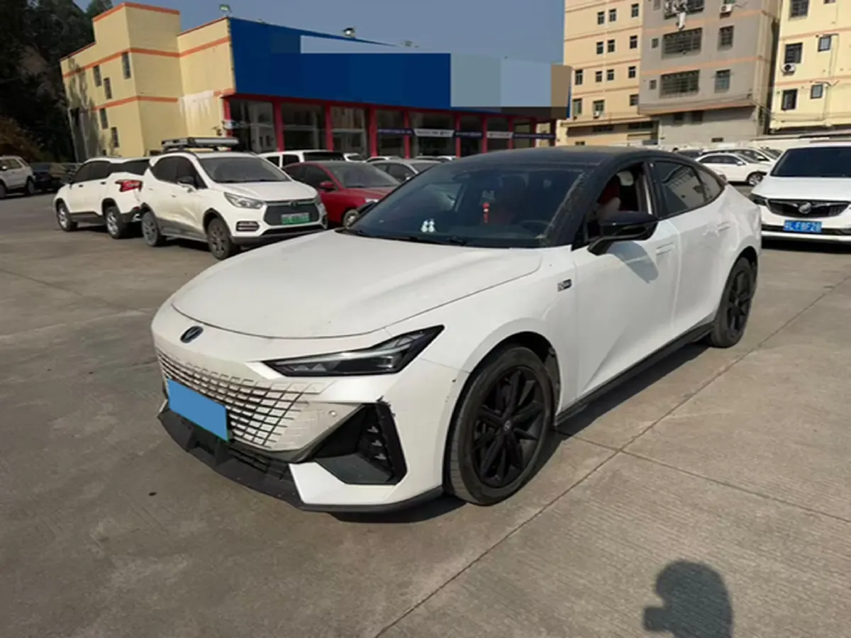 2023 ChangAn UNI-V iDD 1.5T 170HP L4 6TCT PHEV 18.4KWH,autocango,china used car exporter,china ev exporter,chinese used car exporter,chinese used ev exporter