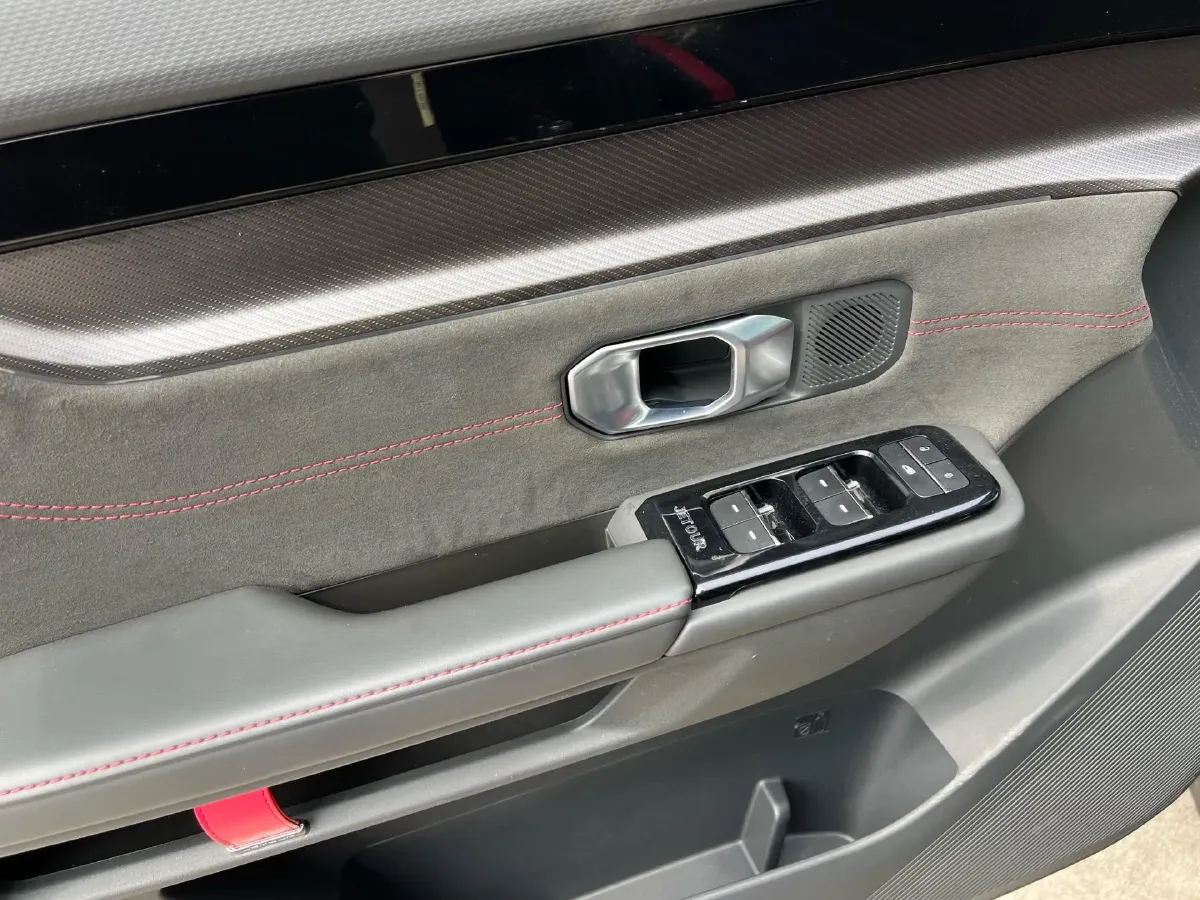 2022 Jetour DASHING i-DM 1.5T 156HP L4 3DHT PHEV 19.27KWH,autocango,china used car exporter,china ev exporter,chinese used car exporter,chinese used ev exporter