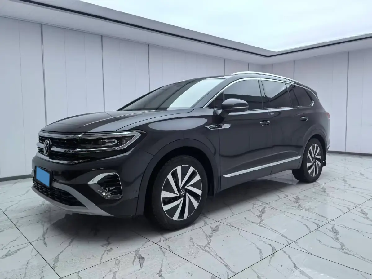 2021 Volkswagen Talagon 2.0T 220HP L4 7DCT