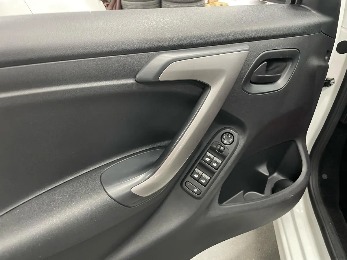 2018 Citroen Elysee 1.6L 117HP L4 6AT,autocango,china used car exporter,china ev exporter,chinese used car exporter,chinese used ev exporter