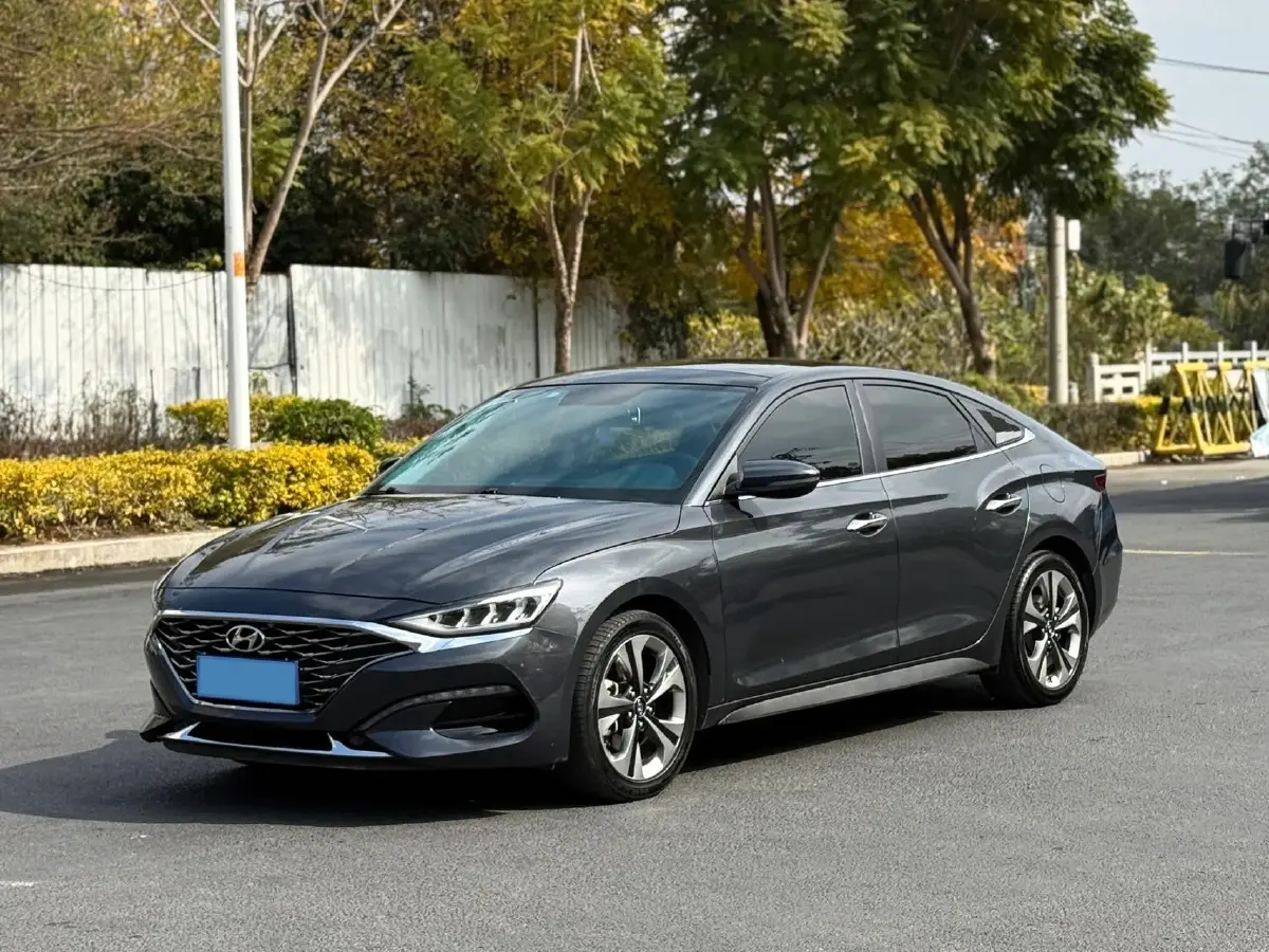 2019 Hyundai La Festa 1.6T 204HP L4 7DCT