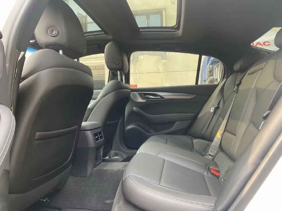 2021 Cadillac CT5 2.0T 237HP L4 10AT,autocango,china used car exporter,china ev exporter,chinese used car exporter,chinese used ev exporter