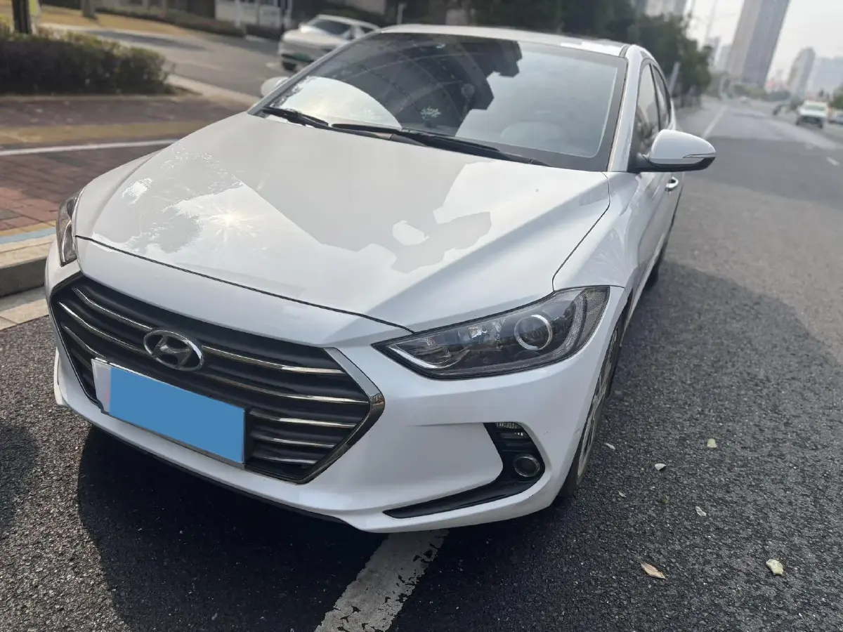 2016 Hyundai Elantra 1.6L 130HP L4 6AT