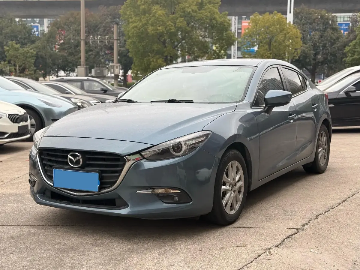 2017 Mazda 3 Axela 1.5L 117HP L4 6AT