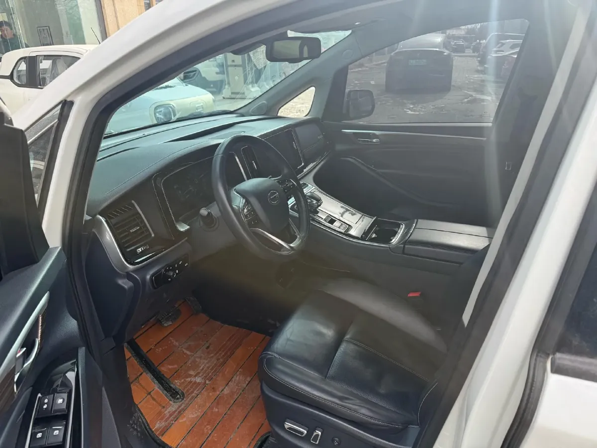 2024 GAC Trumpchi E8 2.0L 140HP L4 2DHT PHEV 25.57KWH,autocango,china used car exporter,china ev exporter,chinese used car exporter,chinese used ev exporter