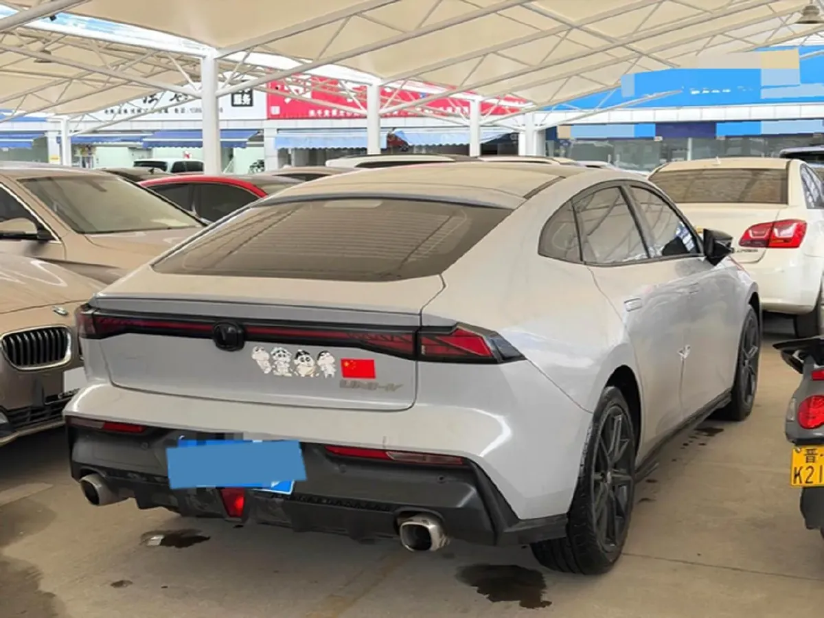 2022 ChangAn UNI-V 1.5T 188HP L4 7DCT,autocango,china used car exporter,china ev exporter,chinese used car exporter,chinese used ev exporter