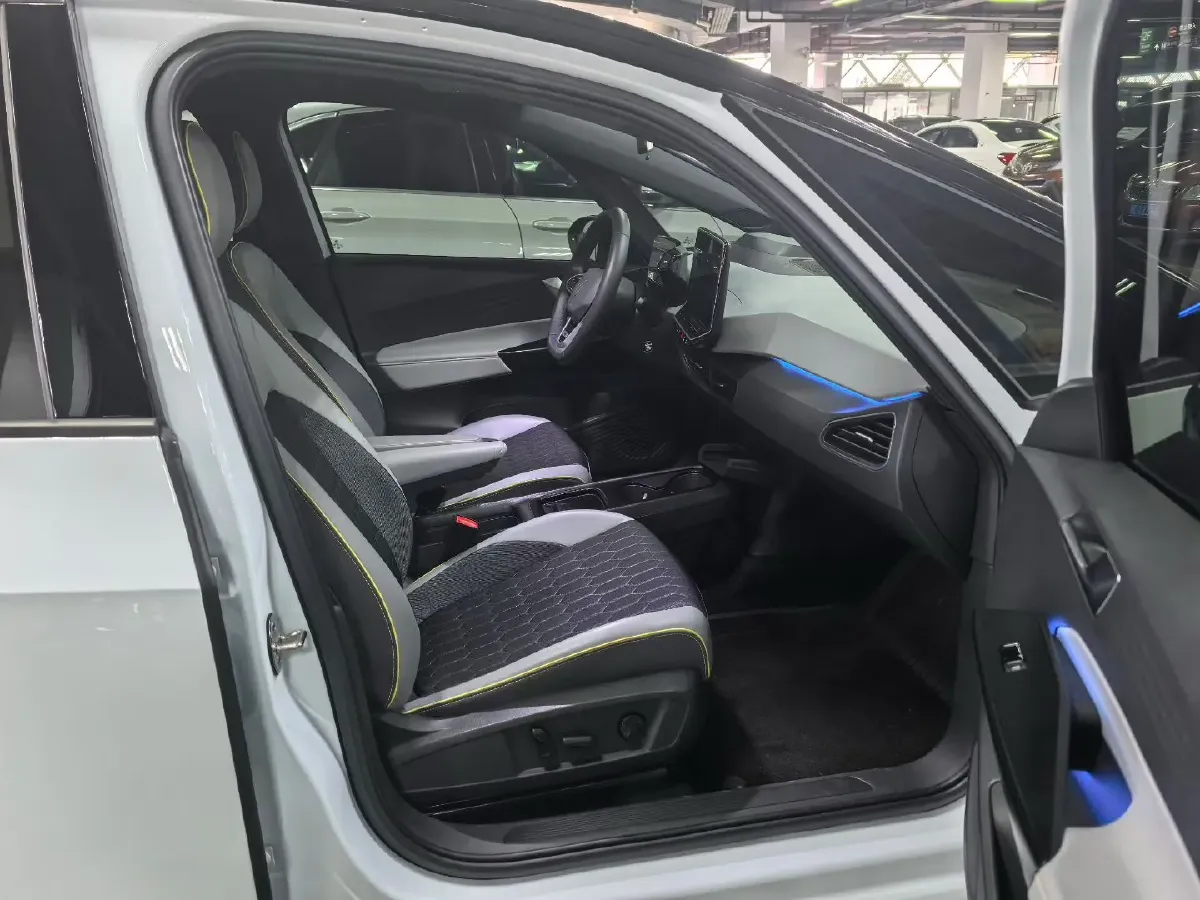 2023 Volkswagen ID.3 BEV 52.8KWH,autocango,china used car exporter,china ev exporter,chinese used car exporter,chinese used ev exporter
