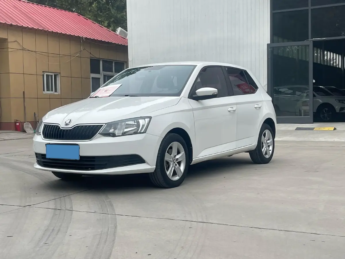 2017 Skoda Fabia 1.4L 90HP L4 6AT