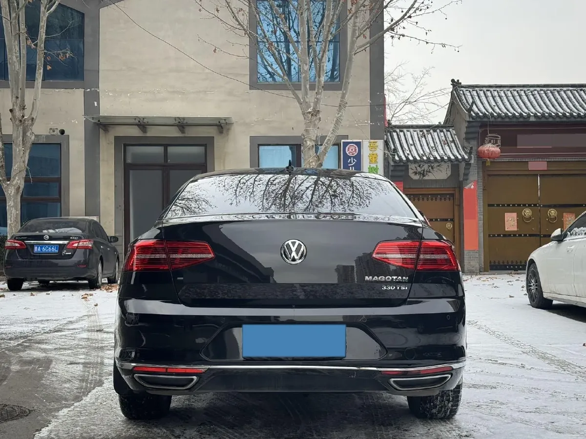 2019 Volkswagen Magotan 2.0T 186HP L4 7DCT,autocango,china used car exporter,china ev exporter,chinese used car exporter,chinese used ev exporter