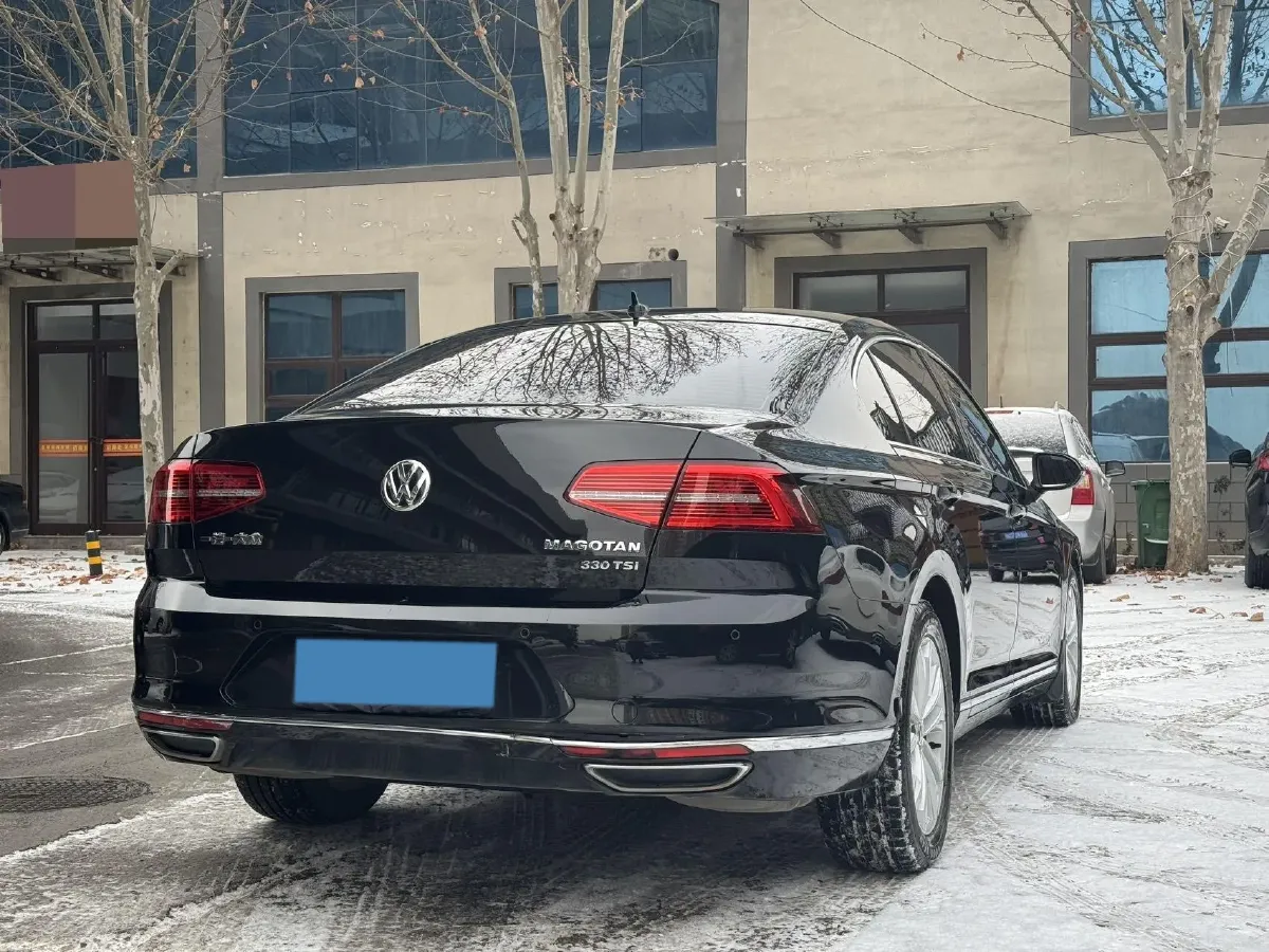 2019 Volkswagen Magotan 2.0T 186HP L4 7DCT,autocango,china used car exporter,china ev exporter,chinese used car exporter,chinese used ev exporter