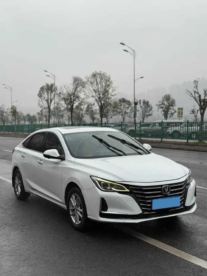 2020 ChangAn Raeton CC 1.5T 156HP L4 6AT,autocango,china used car exporter,china ev exporter,chinese used car exporter,chinese used ev exporter