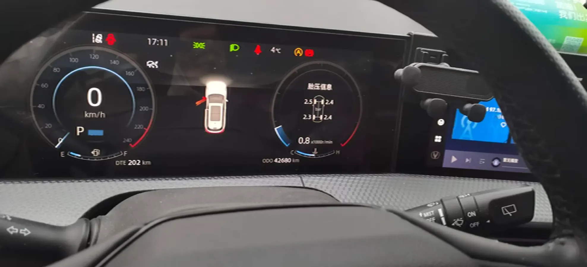 2022 ChangAn CS75 Plus 1.5T 188HP L4 8AT,autocango,china used car exporter,china ev exporter,chinese used car exporter,chinese used ev exporter