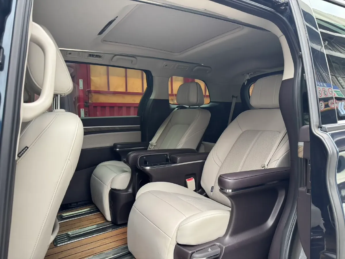 2021 GAC Trumpchi M8 2.0T 252HP L4 8AT,autocango,china used car exporter,china ev exporter,chinese used car exporter,chinese used ev exporter