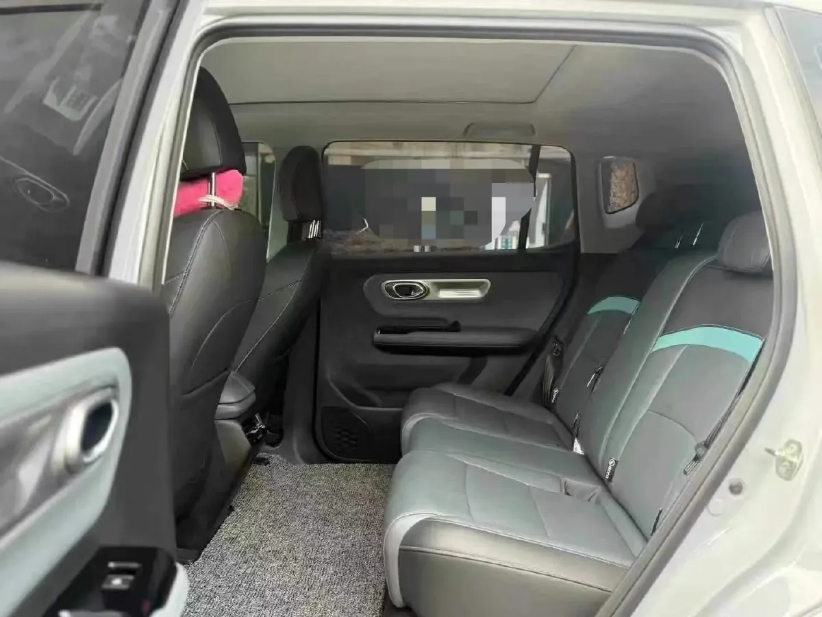 2024 Leapmotor C11 1.5L 95HP L4 REEV 43.74KWH,autocango,china used car exporter,china ev exporter,chinese used car exporter,chinese used ev exporter