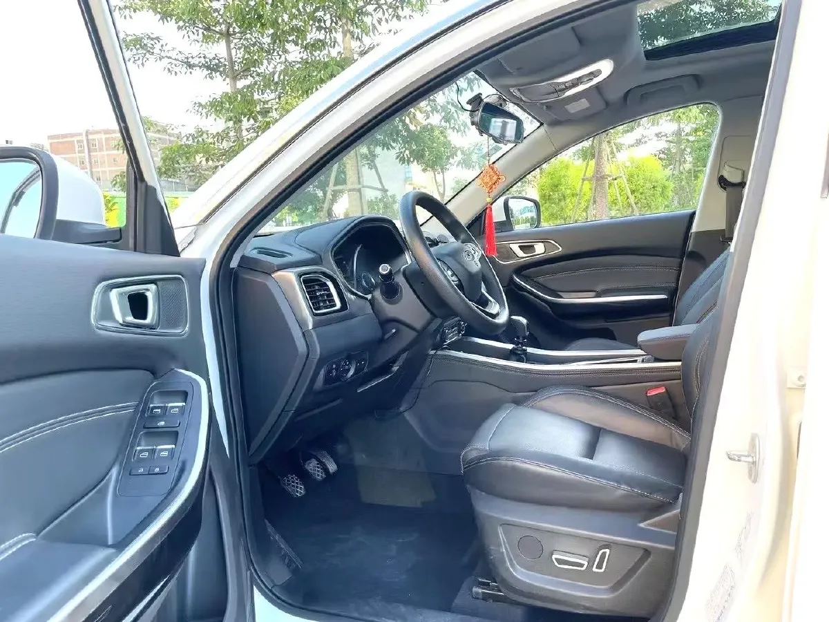 2019 Chery Tiggo 8 1.5T 156HP L4 6MT,autocango,china used car exporter,china ev exporter,chinese used car exporter,chinese used ev exporter