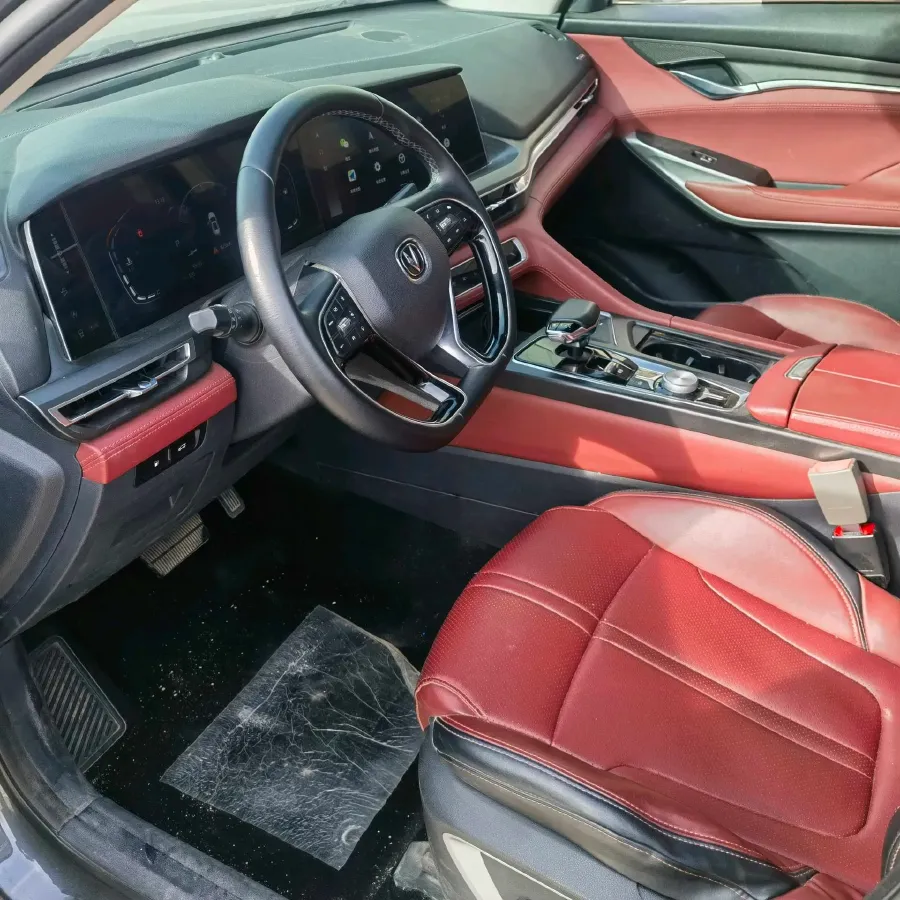 2022 ChangAn CS75 Plus 2.0T 233HP L4 8AT,autocango,china used car exporter,china ev exporter,chinese used car exporter,chinese used ev exporter