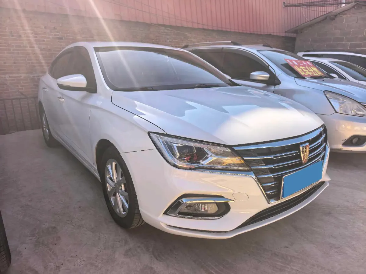 2021 Roewe i5 1.5L 120HP L4 CVT,autocango,china used car exporter,china ev exporter,chinese used car exporter,chinese used ev exporter