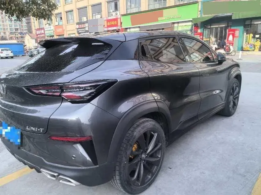 2022 ChangAn UNI-T 1.5T 188HP L4 7DCT,autocango,china used car exporter,china ev exporter,chinese used car exporter,chinese used ev exporter