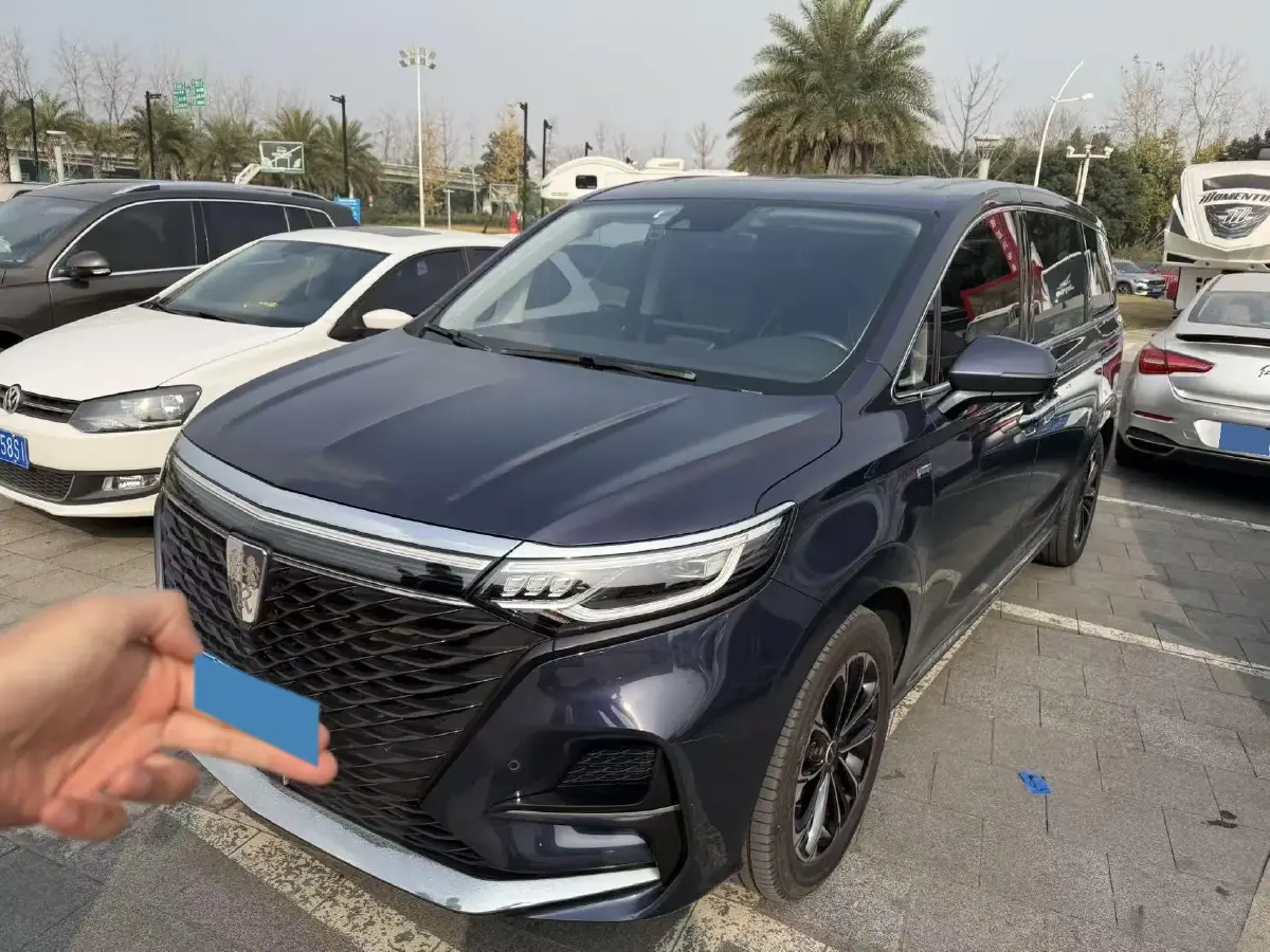 2021 Roewe iMAX8 2.0T 234HP L4 8AT