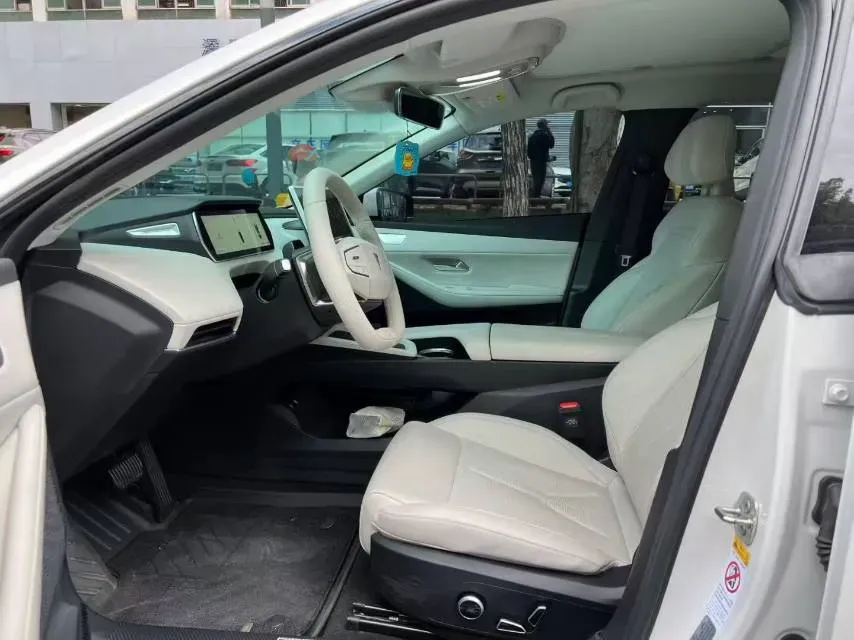 2022 DongFeng Forthing LingZhi EV BEV 68.4KWH,autocango,china used car exporter,china ev exporter,chinese used car exporter,chinese used ev exporter