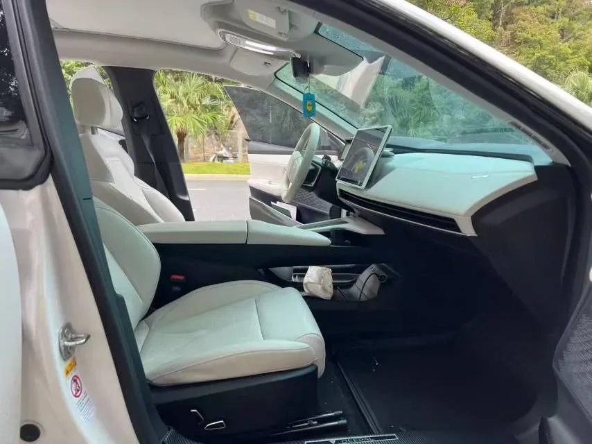 2022 DongFeng Forthing LingZhi EV BEV 68.4KWH,autocango,china used car exporter,china ev exporter,chinese used car exporter,chinese used ev exporter