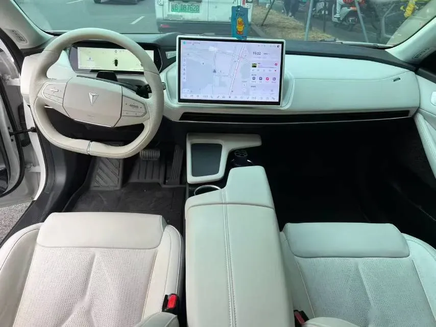 2022 DongFeng Forthing LingZhi EV BEV 68.4KWH,autocango,china used car exporter,china ev exporter,chinese used car exporter,chinese used ev exporter