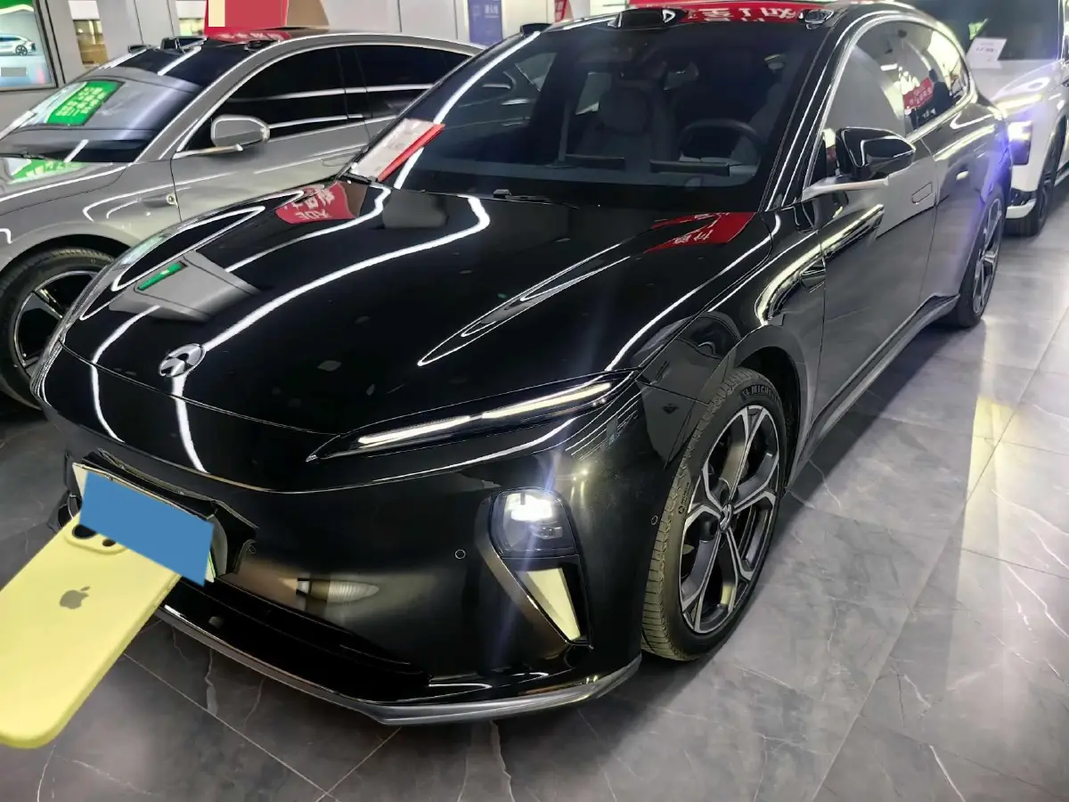 2024 NIO ET5T BEV 75KWH