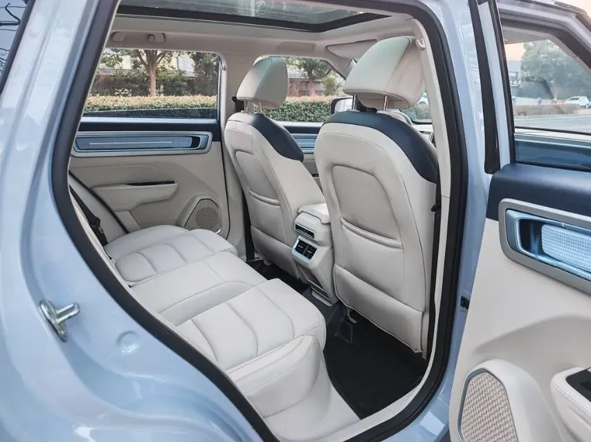 2024 DongFeng Aeolus YiXuan MAX 1.5T 197HP L4 7DCT,autocango,china used car exporter,china ev exporter,chinese used car exporter,chinese used ev exporter