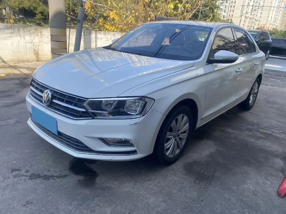 2018 Volkswagen Bora 1.5L 110HP L4 6AT