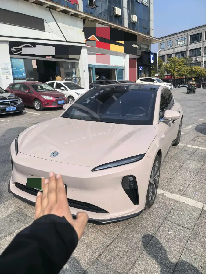 2024 NIO ET5 BEV 75KWH