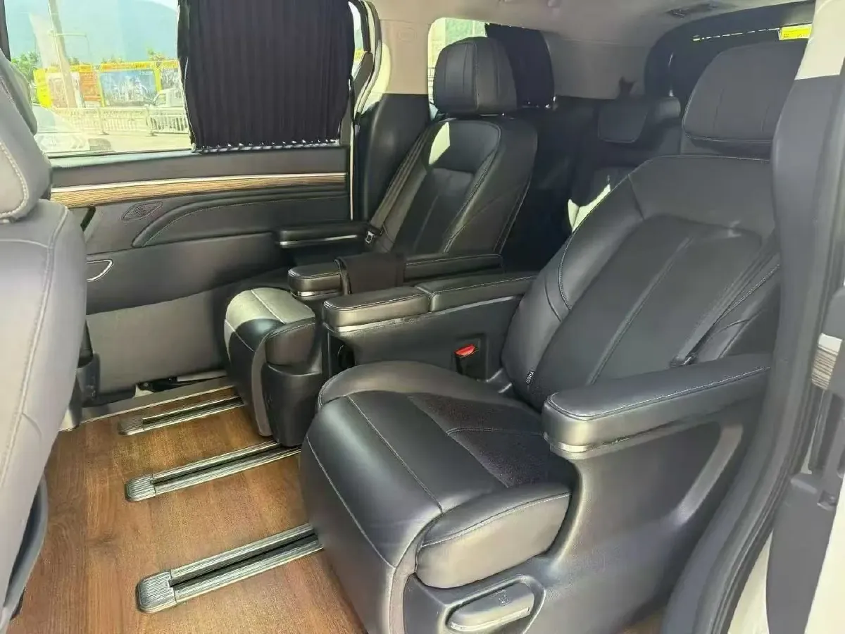 2021 GAC Trumpchi M8 2.0T 252HP L4 8AT,autocango,china used car exporter,china ev exporter,chinese used car exporter,chinese used ev exporter