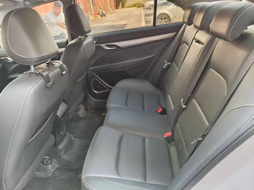 2020 Geely Emgrand 1.5L 109HP L4 5MT,autocango,china used car exporter,china ev exporter,chinese used car exporter,chinese used ev exporter