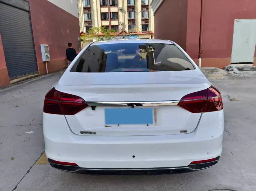 2020 Geely Emgrand 1.5L 109HP L4 5MT,autocango,china used car exporter,china ev exporter,chinese used car exporter,chinese used ev exporter