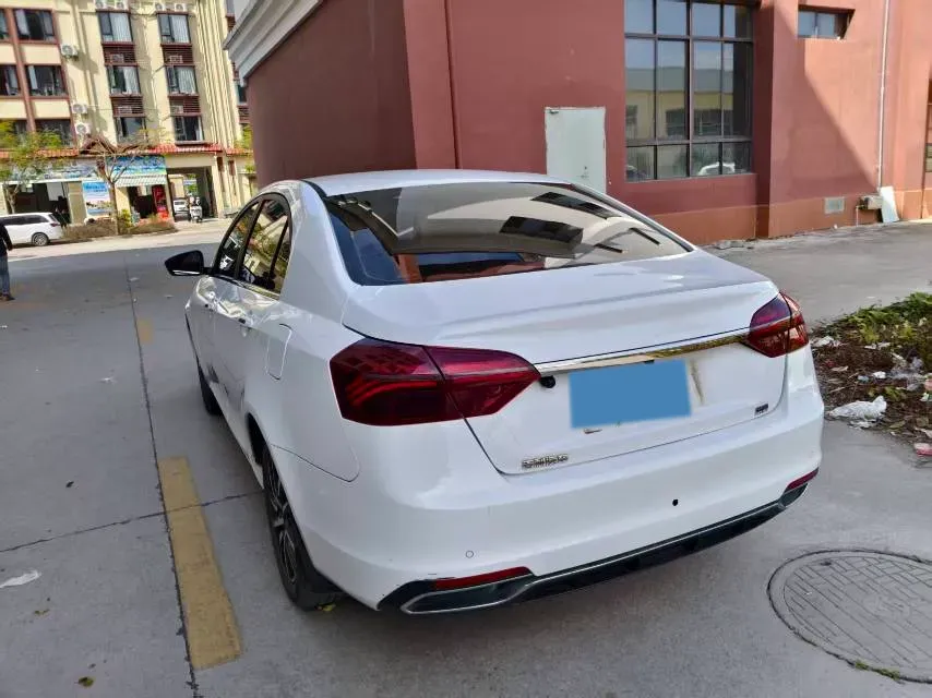 2020 Geely Emgrand 1.5L 109HP L4 5MT,autocango,china used car exporter,china ev exporter,chinese used car exporter,chinese used ev exporter