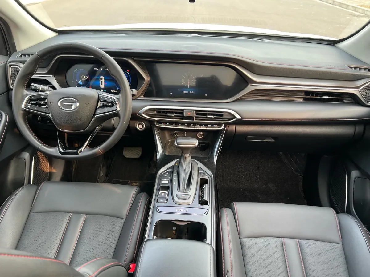 2020 GAC Trumpchi GS4 1.5T 169HP L4 6AT,autocango,china used car exporter,china ev exporter,chinese used car exporter,chinese used ev exporter