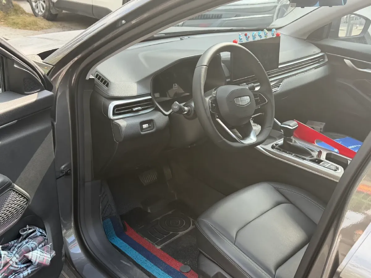 2025 Geely Emgrand 1.5L 127HP L4 CVT,autocango,china used car exporter,china ev exporter,chinese used car exporter,chinese used ev exporter