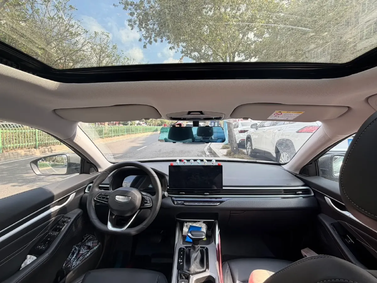 2025 Geely Emgrand 1.5L 127HP L4 CVT,autocango,china used car exporter,china ev exporter,chinese used car exporter,chinese used ev exporter