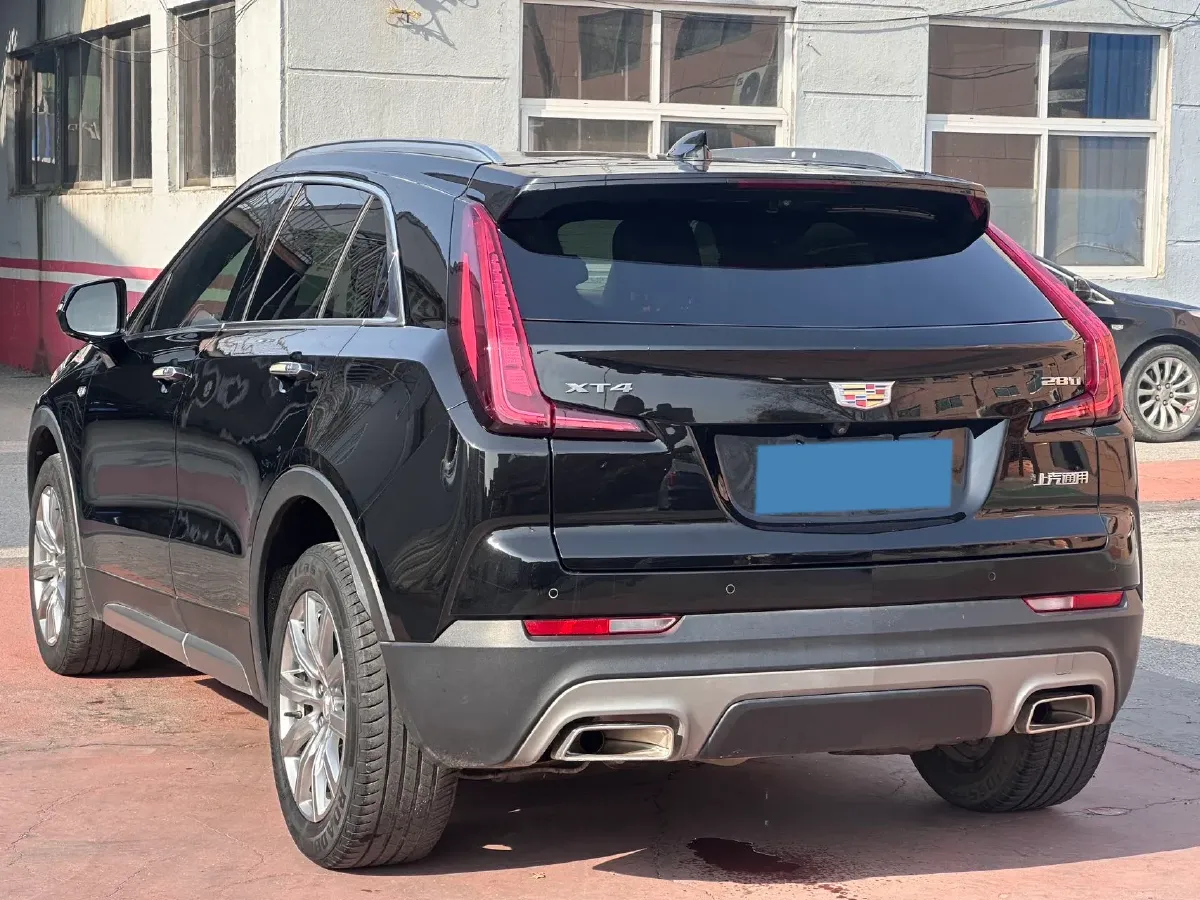 2020 Cadillac XT4 2.0T 241HP L4 9AT,autocango,china used car exporter,china ev exporter,chinese used car exporter,chinese used ev exporter