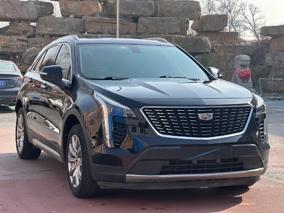 2020 Cadillac XT4 2.0T 241HP L4 9AT,autocango,china used car exporter,china ev exporter,chinese used car exporter,chinese used ev exporter