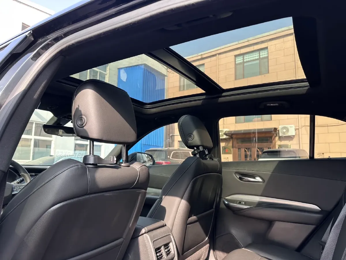 2020 Cadillac XT4 2.0T 241HP L4 9AT,autocango,china used car exporter,china ev exporter,chinese used car exporter,chinese used ev exporter