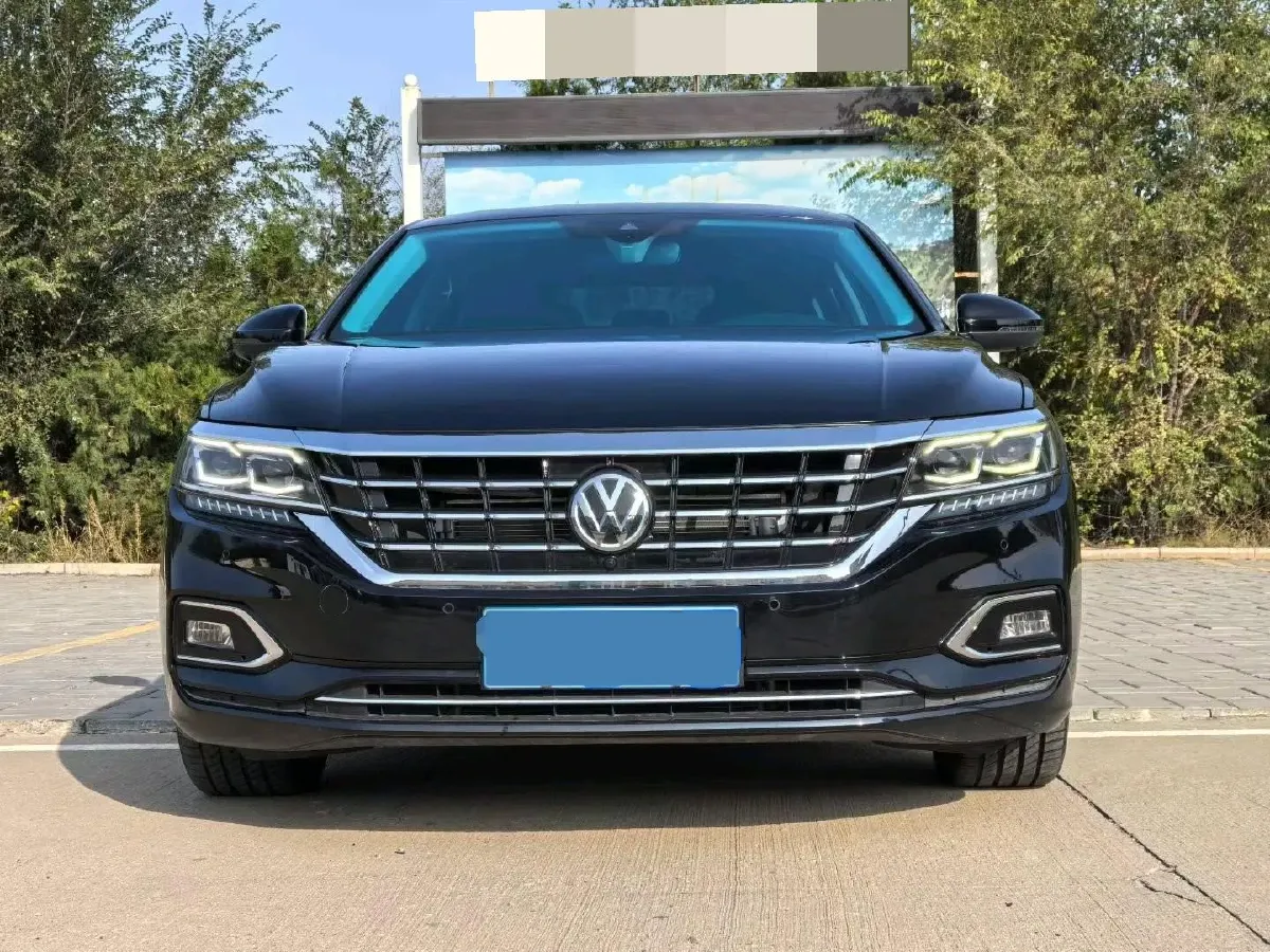 2019 Volkswagen Passat 2.0T 186HP L4 7DCT,autocango,china used car exporter,china ev exporter,chinese used car exporter,chinese used ev exporter