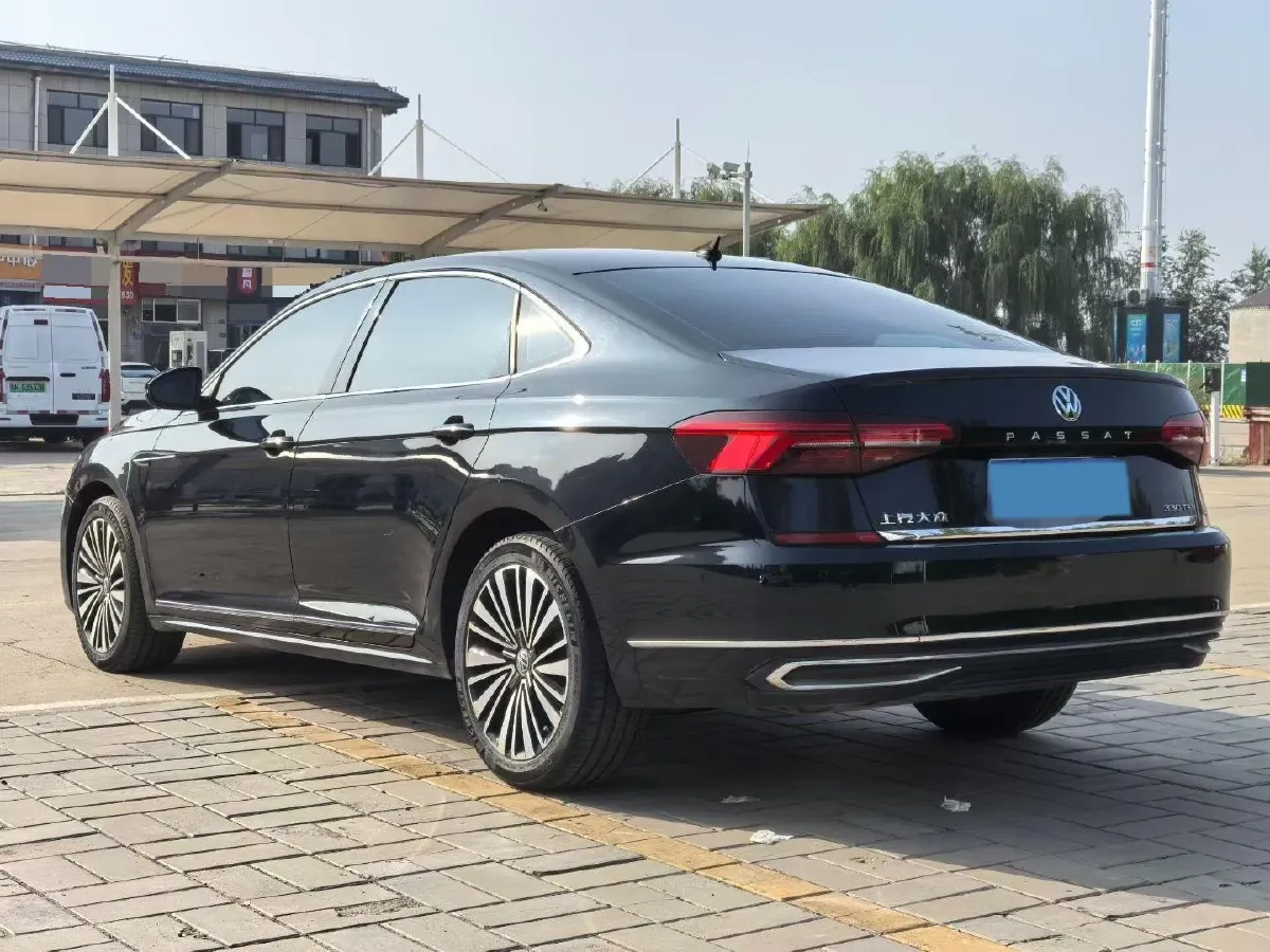 2019 Volkswagen Passat 2.0T 186HP L4 7DCT,autocango,china used car exporter,china ev exporter,chinese used car exporter,chinese used ev exporter
