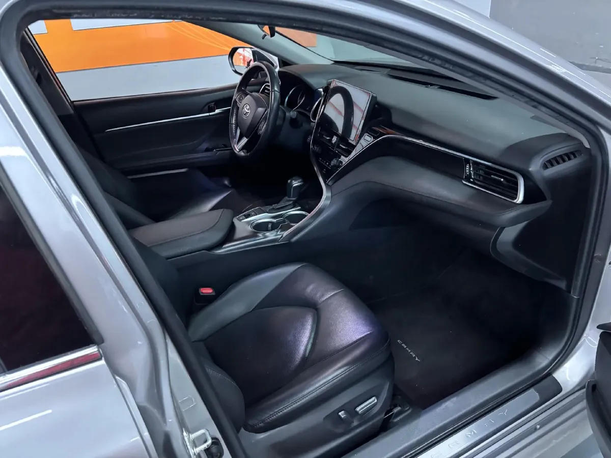 2023 Toyota Camry 2.0L 177HP L4 CVT,autocango,china used car exporter,china ev exporter,chinese used car exporter,chinese used ev exporter