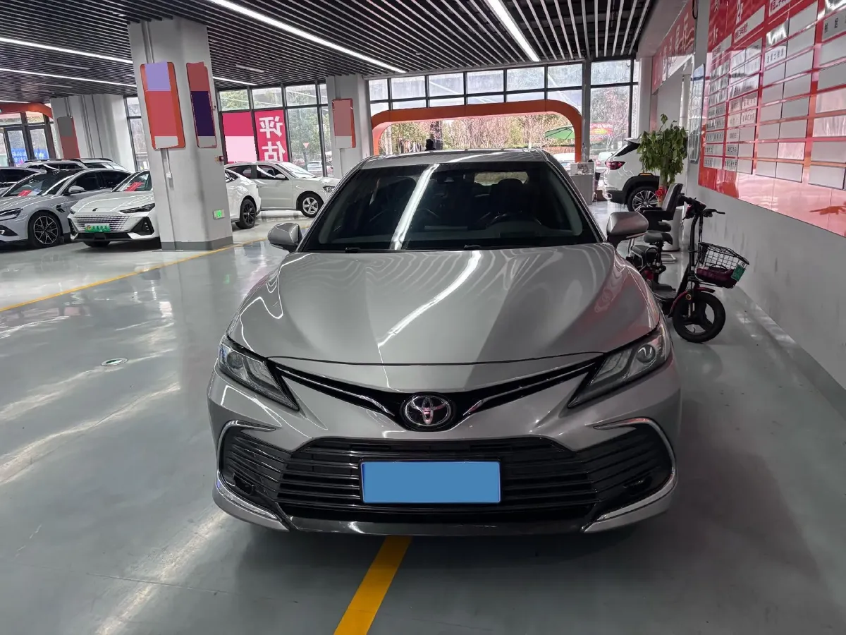 2023 Toyota Camry 2.0L 177HP L4 CVT,autocango,china used car exporter,china ev exporter,chinese used car exporter,chinese used ev exporter
