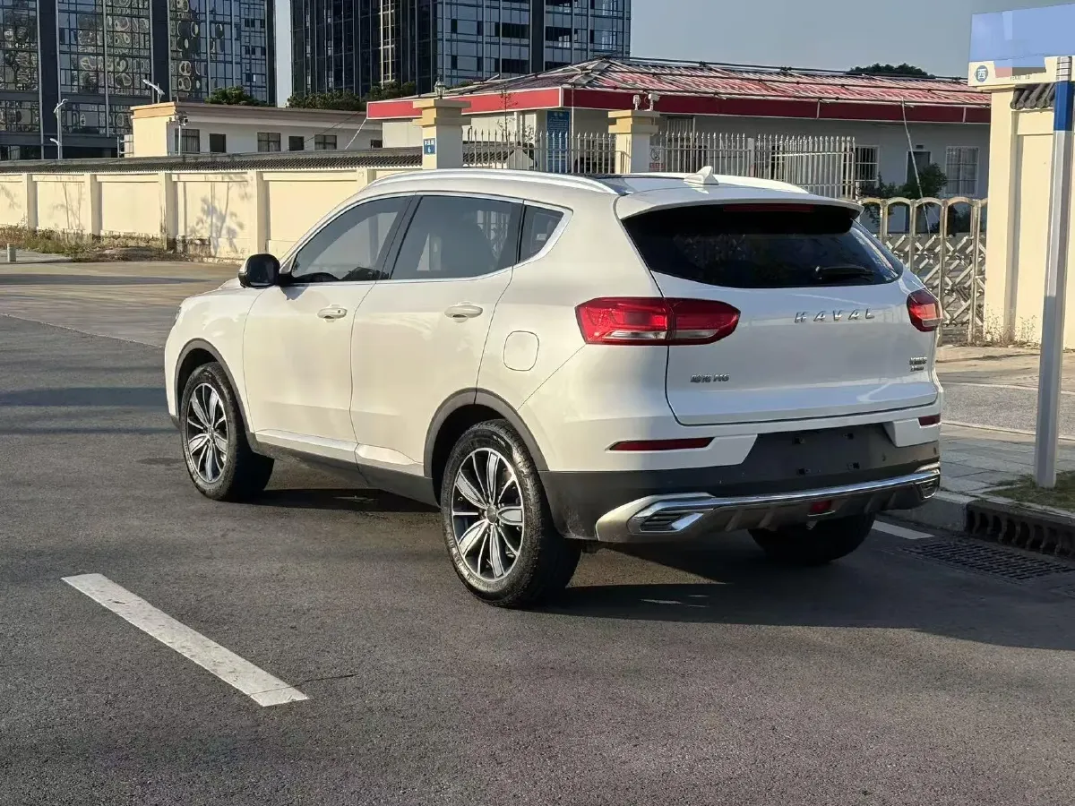 2021 Haval H6 2.0T 224HP L4 7DCT,autocango,china used car exporter,china ev exporter,chinese used car exporter,chinese used ev exporter